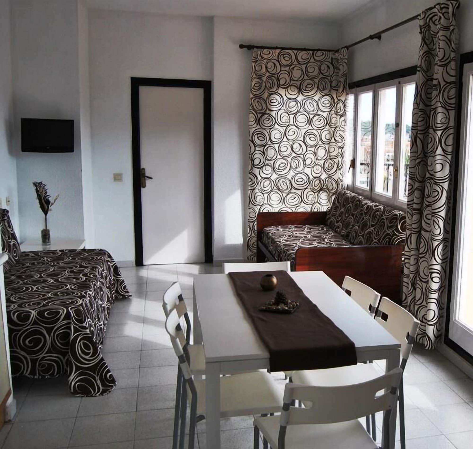 Apartaments Ar Enjoy Monjardi Λορέτ Ντε Μαρ Εξωτερικό φωτογραφία